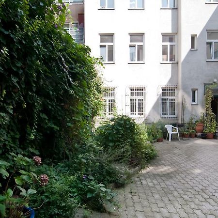Stylish Self-Check-In Apartment With 2 Bedrooms Wien Eksteriør bilde